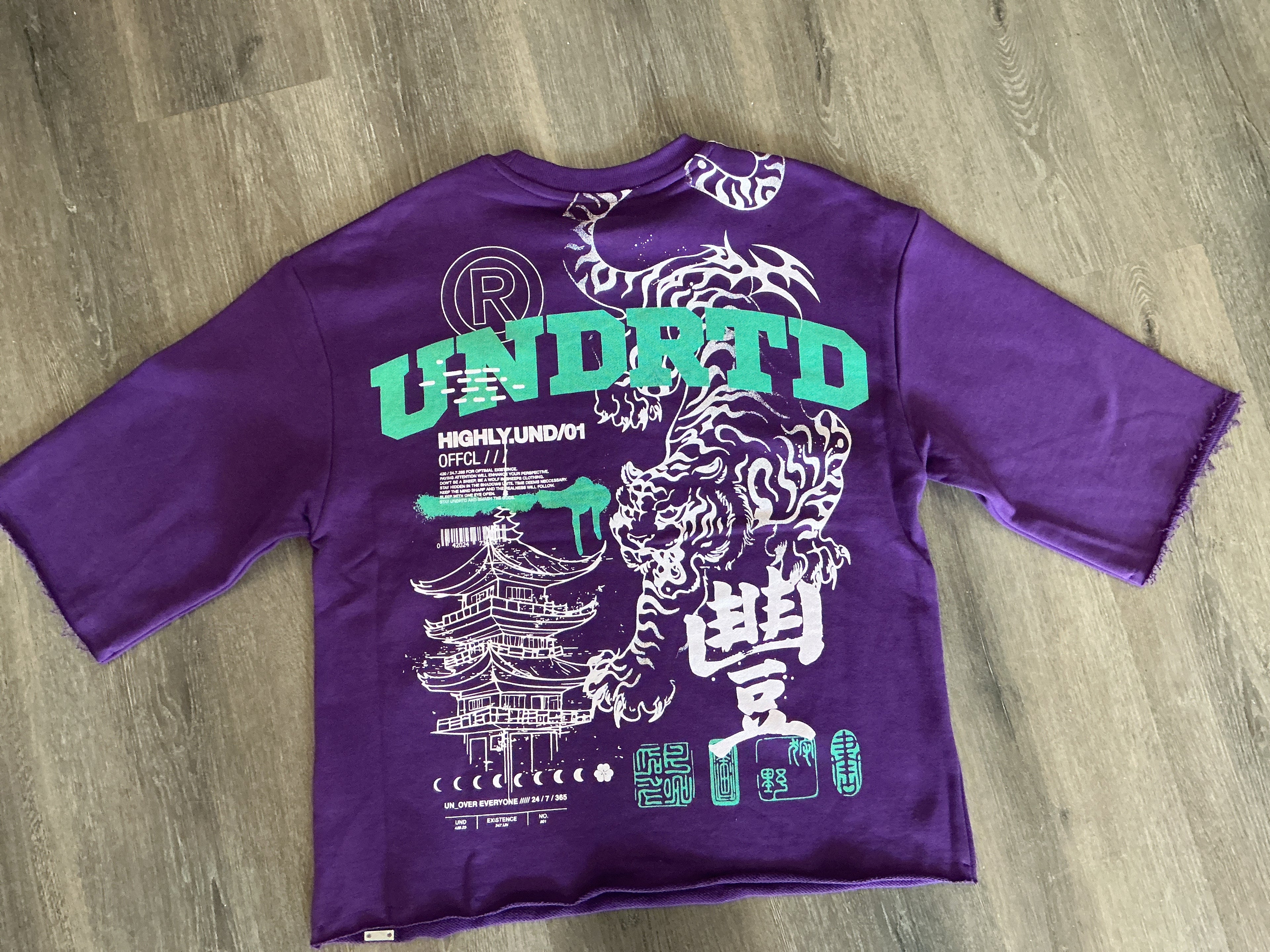 UNDRTD BOXY TEE
