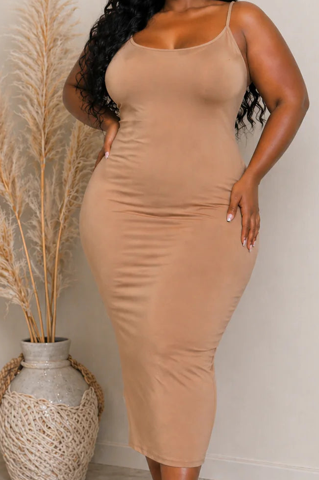 SOLID CAMI LONG DRESS (PLUS)